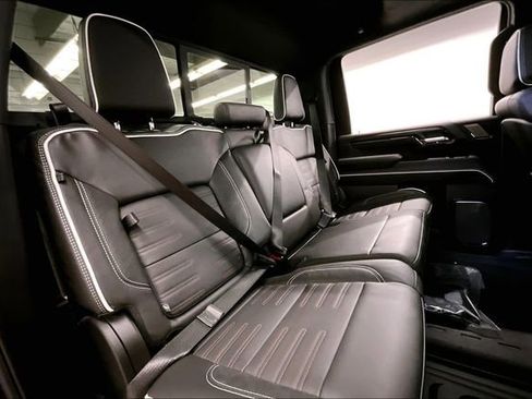 Used 2026 GMC Sierra 2500 AT4X AWD/4WD image 26