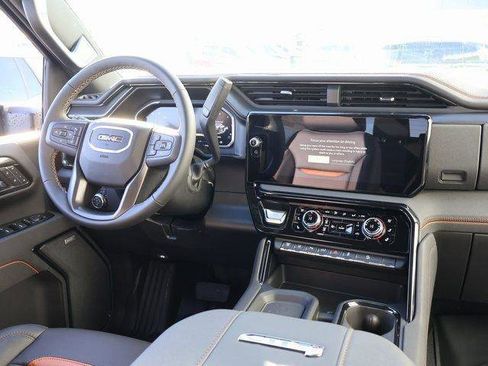 New 2026 GMC Sierra 2500 AT4 w/ AT4 Premium Plus Package AWD/4WD image 12