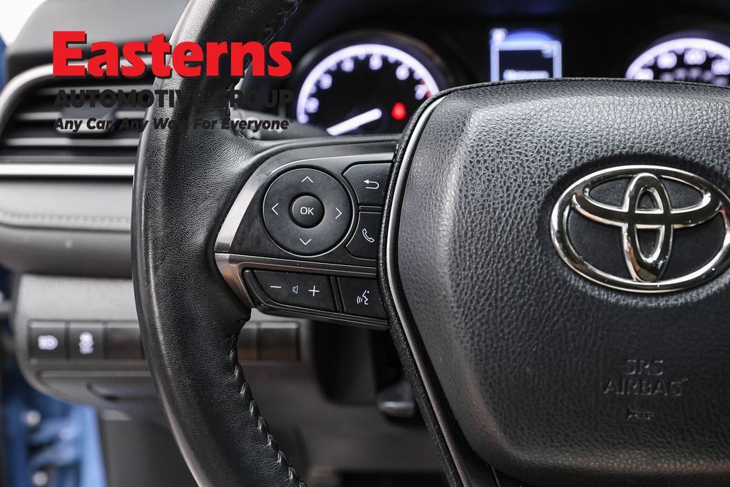 Used 2023 Toyota Camry SE FWD image 14