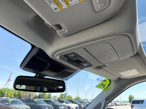 Used 2025 Ford Expedition Platinum AWD/4WD image 37