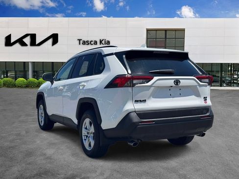 Used 2021 Toyota RAV4 XLE w/ Convenience Package AWD/4WD image 6