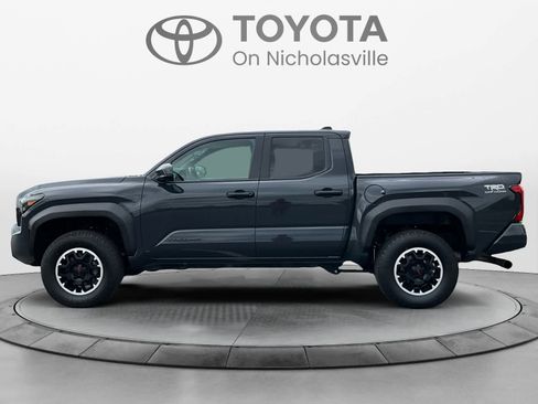 Used 2024 Toyota Tacoma TRD Off-Road AWD/4WD image 3