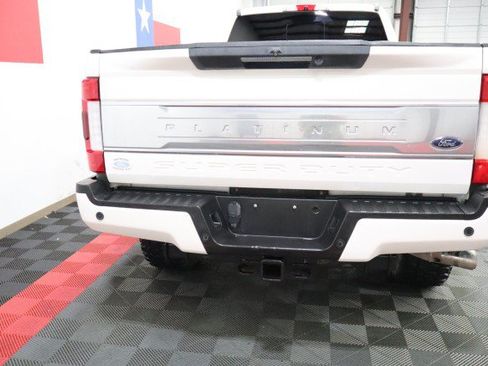 Used 2017 Ford F350 Platinum w/ Platinum Ultimate Package AWD/4WD image 25