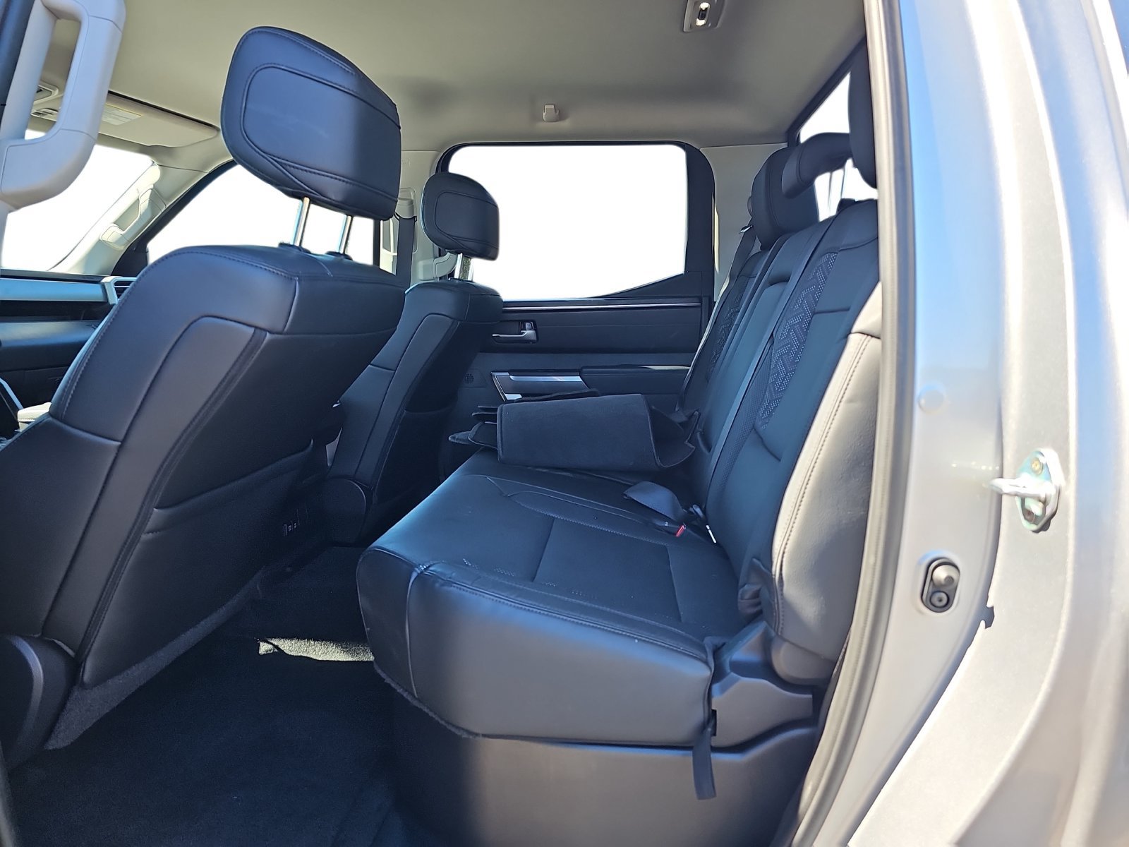 Used 2024 Toyota Tundra SR5 AWD/4WD image 17
