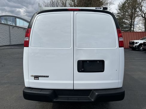 Used 2025 Chevrolet Express 2500 Extended w/ Driver Convenience Package RWD image 23
