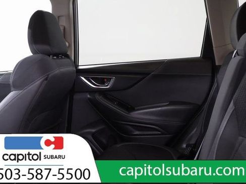 Used 2019 Subaru Forester Premium AWD/4WD image 32