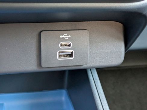 New 2025 Ford Maverick XLT w/ XLT Luxury Package image 22