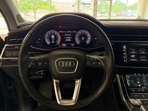 Used 2020 Audi Q7 3.0T Premium Plus w/ Premium Plus Package AWD/4WD image 16