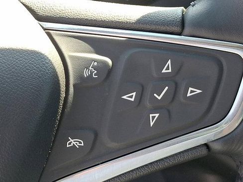 Used 2020 Chevrolet Malibu LT w/ Leather Package image 22