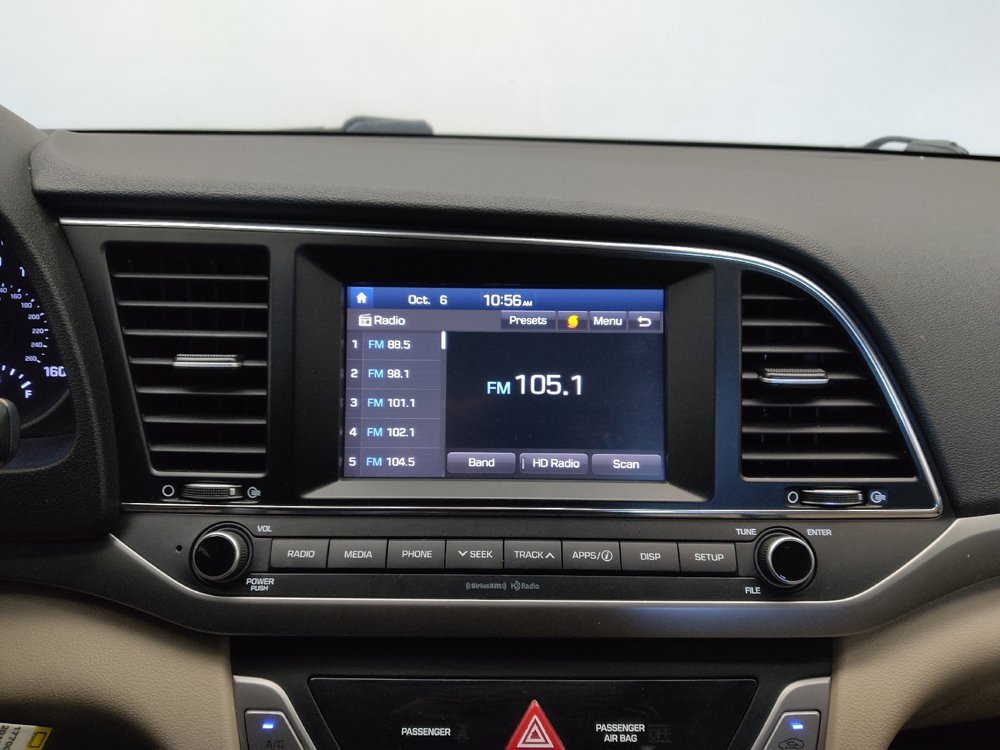 Used 2018 Hyundai Elantra SEL FWD image 25