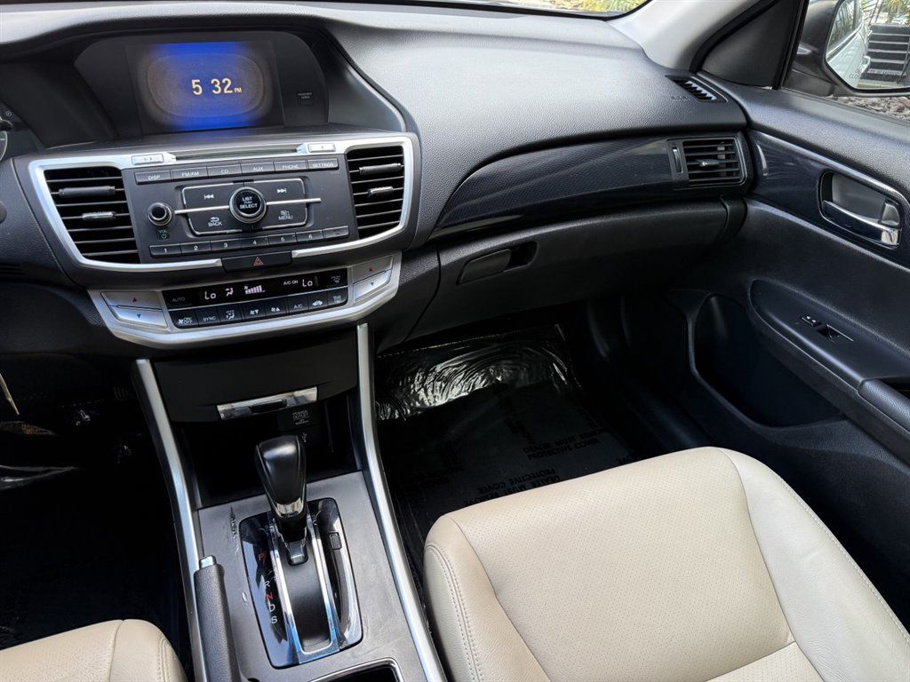 Used 2013 Honda Accord Sport image 20