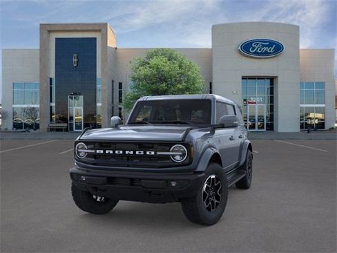 New 2025 Ford Bronco Outer Banks image 2