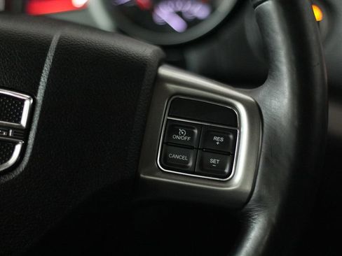 Used 2018 Dodge Journey Crossroad w/ Nav & Sun Group AWD/4WD image 13