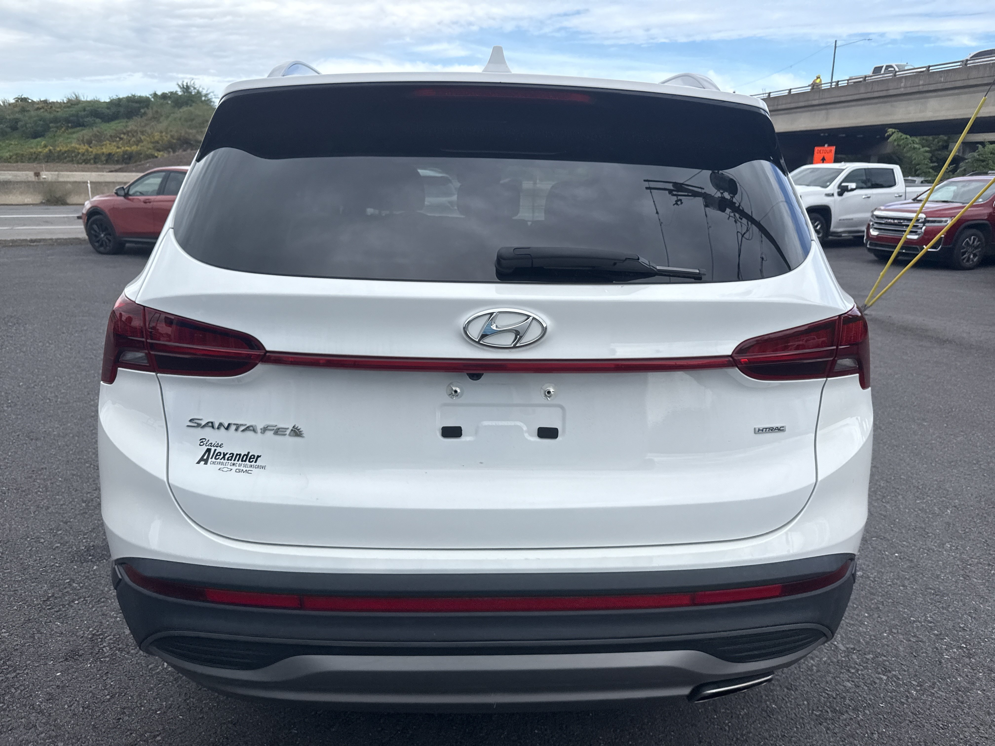 Used 2023 Hyundai Santa Fe SEL AWD/4WD image 4