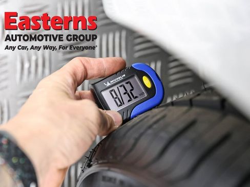 Used 2023 Tesla Model 3 Standard Range image 24