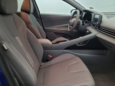 Used 2023 Hyundai Elantra SEL image 21