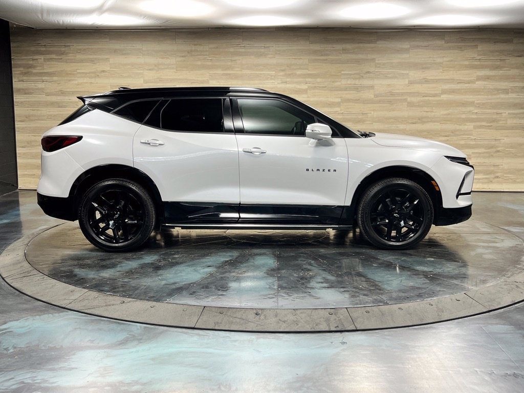 Used 2025 Chevrolet Blazer RS w/ Driver Confidence II Package AWD/4WD image 26