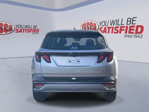 Certified 2025 Hyundai Tucson SE AWD/4WD image 6