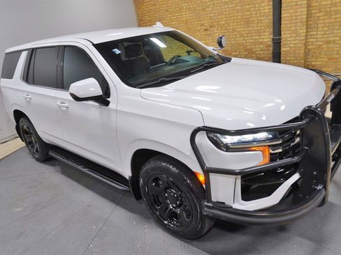 Used 2021 Chevrolet Tahoe 4WD w/ 1FL Safety Package image 7