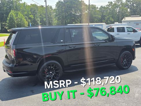 Used 2024 Cadillac Escalade ESV Sport w/ LPO, ONYX Package AWD/4WD image 5