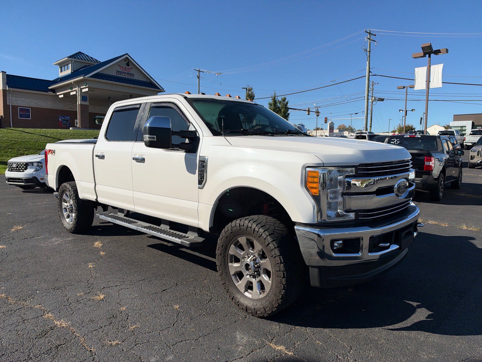 Used 2017 Ford F250 Lariat w/ Lariat Ultimate Package AWD/4WD image 3