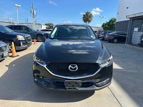 Used 2017 MAZDA CX-5 Touring w/ Preferred Equipment Package FWD image 2