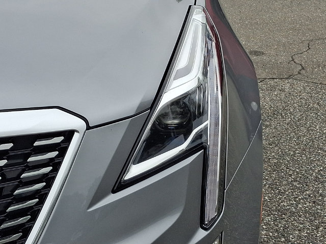 Certified 2025 Cadillac XT5 Luxury w/ LPO, Floor Liner Package AWD/4WD image 7