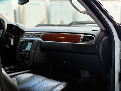 Used 2013 GMC Sierra 2500 SLT w/ SLT Convenience Package AWD/4WD image 15