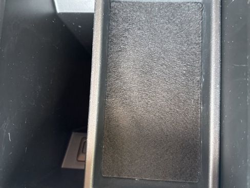 Used 2012 MAZDA MAZDA3 i Grand Touring image 34