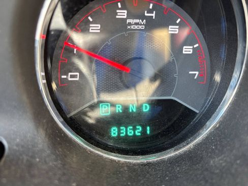 Used 2011 Dodge Avenger Express FWD image 16