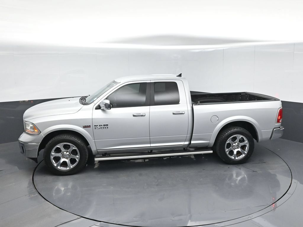 Used 2018 RAM 1500 Laramie RWD image 39