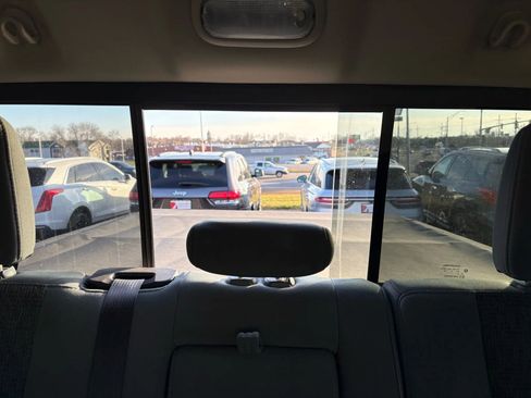 Used 2017 RAM 1500 Big Horn image 19