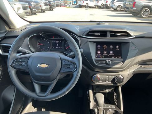 Used 2023 Chevrolet TrailBlazer LT image 17