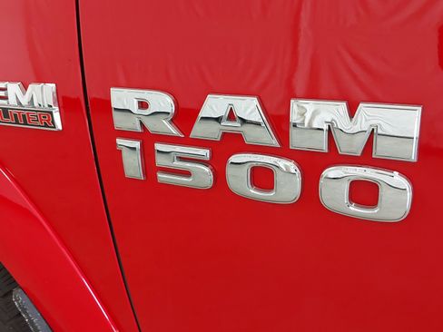 Used 2017 RAM 1500 Laramie image 32