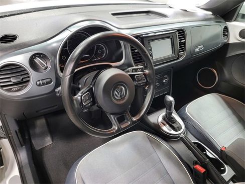 Used 2016 Volkswagen Beetle 1.8T Denim image 12