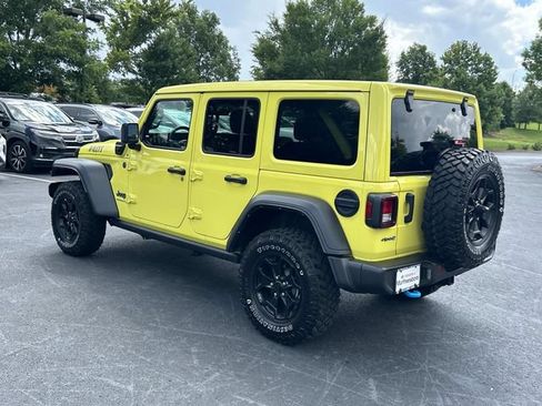 Used 2023 Jeep Wrangler Unlimited w/ Sun & Screen Package AWD/4WD image 6