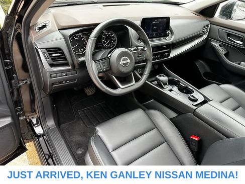 Certified 2023 Nissan Rogue SV w/ SV Premium B Package AWD/4WD image 9