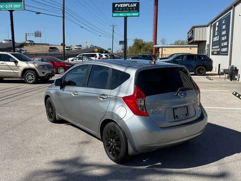 Used 2014 Nissan Versa Note SV w/ Convenience Package image 2