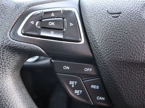 Used 2017 Ford Escape SE AWD/4WD image 30