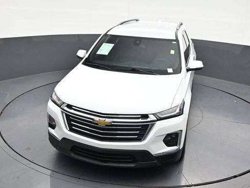 Used 2023 Chevrolet Traverse LT FWD image 21