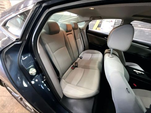 Used 2019 Honda Civic EX image 29