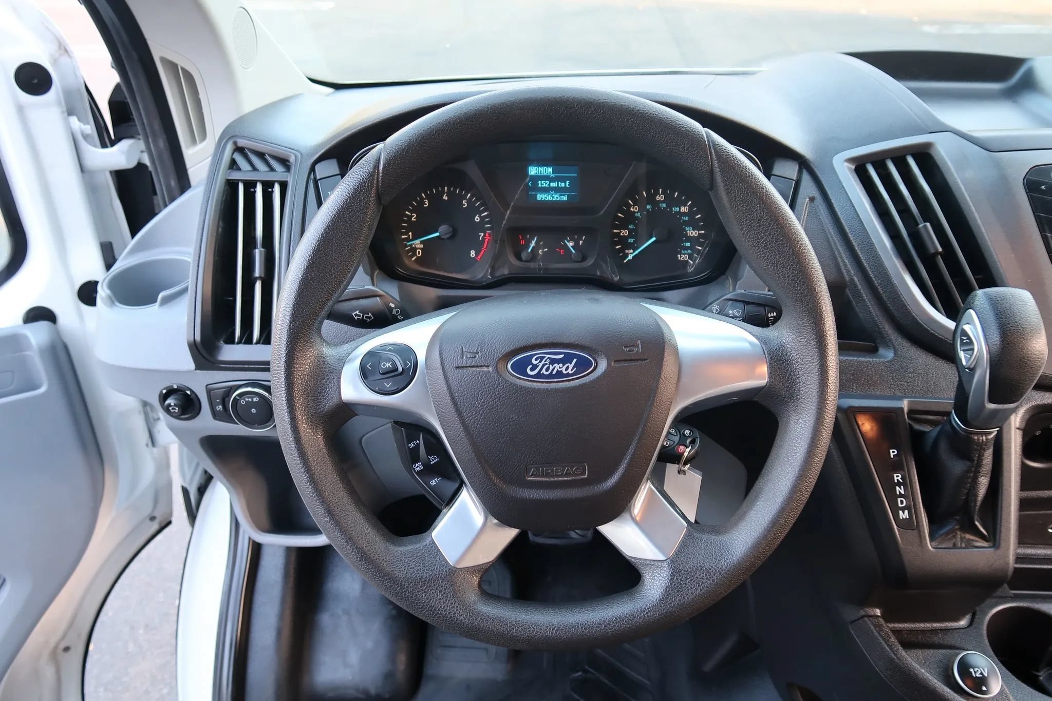 Used 2018 Ford Transit 250 130 Low Roof w/ Exterior Upgrade Package RWD image 16
