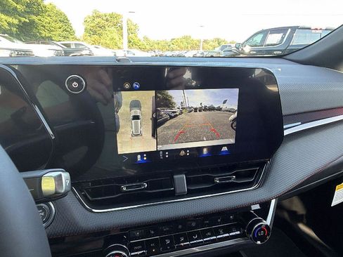 New 2026 Chevrolet Equinox RS w/ Convenience Package III FWD image 25