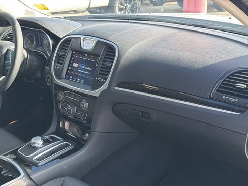 Used 2023 Chrysler 300 Touring w/ Sport Appearance Package RWD image 32