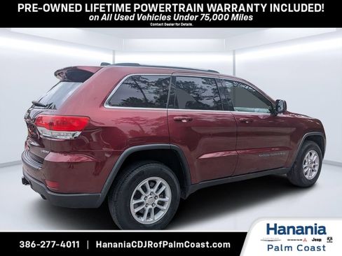 Used 2018 Jeep Grand Cherokee Laredo AWD/4WD image 3
