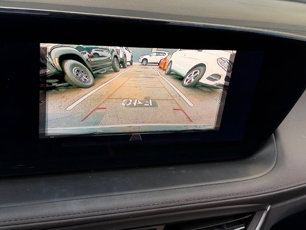 Used 2024 Buick Encore GX Preferred FWD image 21