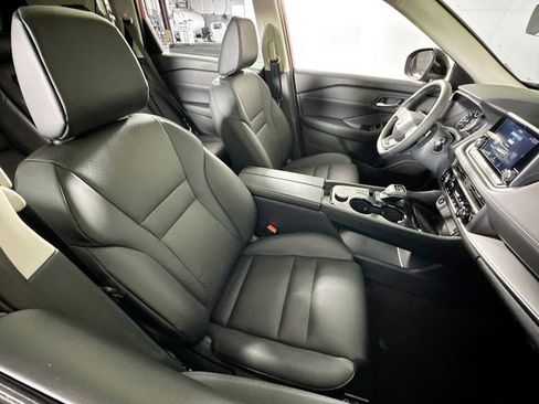 New 2026 Nissan Rogue Dark Armor AWD/4WD image 24