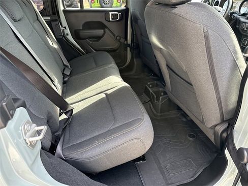 Used 2024 Jeep Wrangler Sport image 15