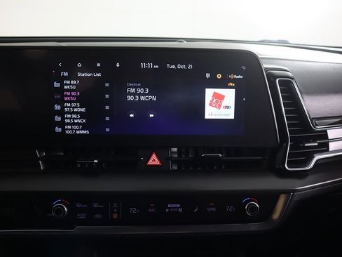 Used 2024 Kia Sportage EX image 45