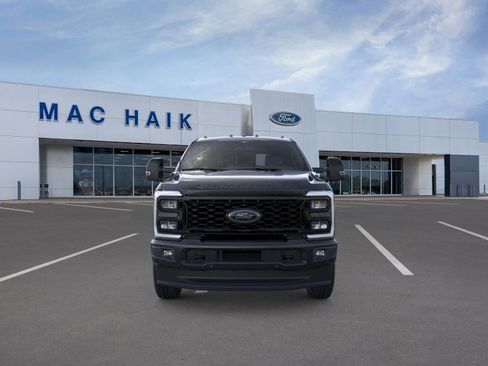 New 2026 Ford F250 Lariat w/ Black Appearance Package image 6